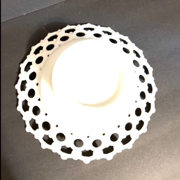 Vintage Milk Glass Dish - Picture 6 of 9